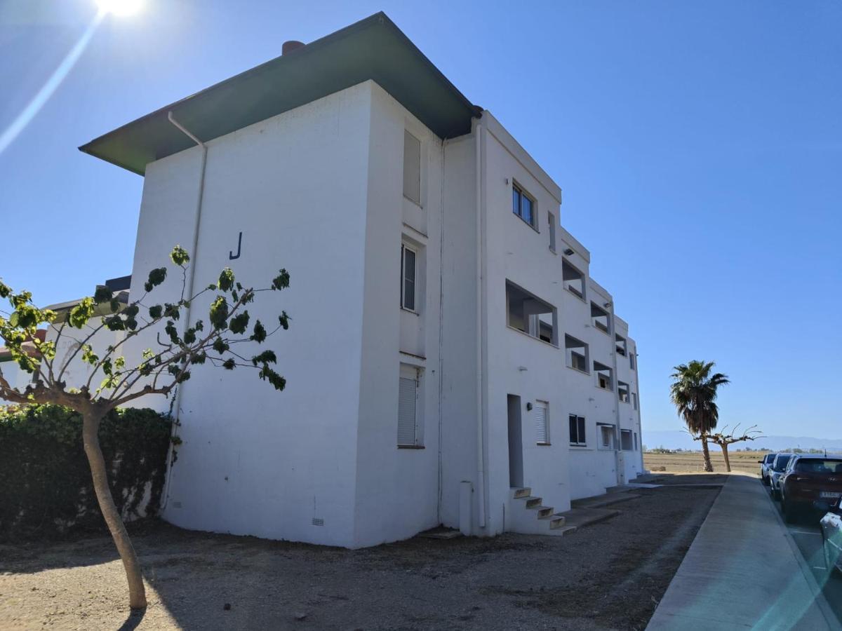 Eucaliptus, Bonito Piso A Pocos Pasos De La Playa Delta De L'Ebre Apartment L'Eucaliptus Exterior foto